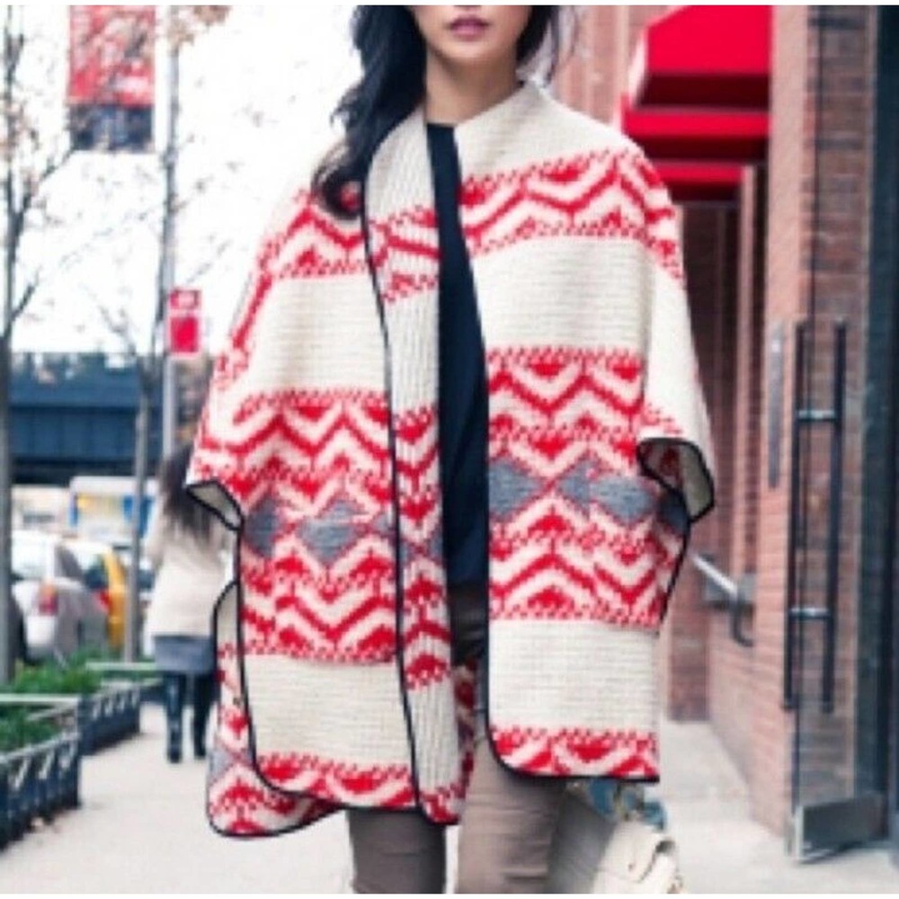 Zara Cream, Red and Gray Patterned Knit Cardigan